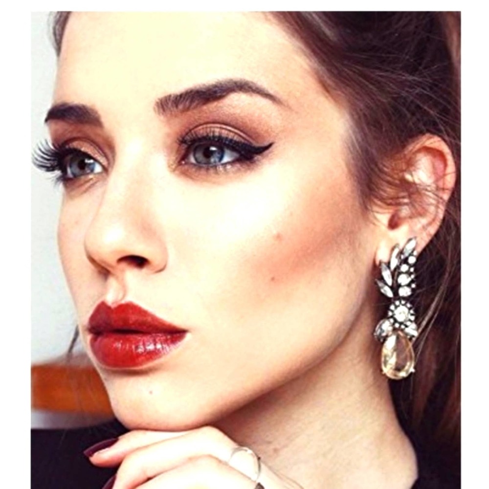 Happiness Boutique Elegant Chandlier Style Statement Earrings